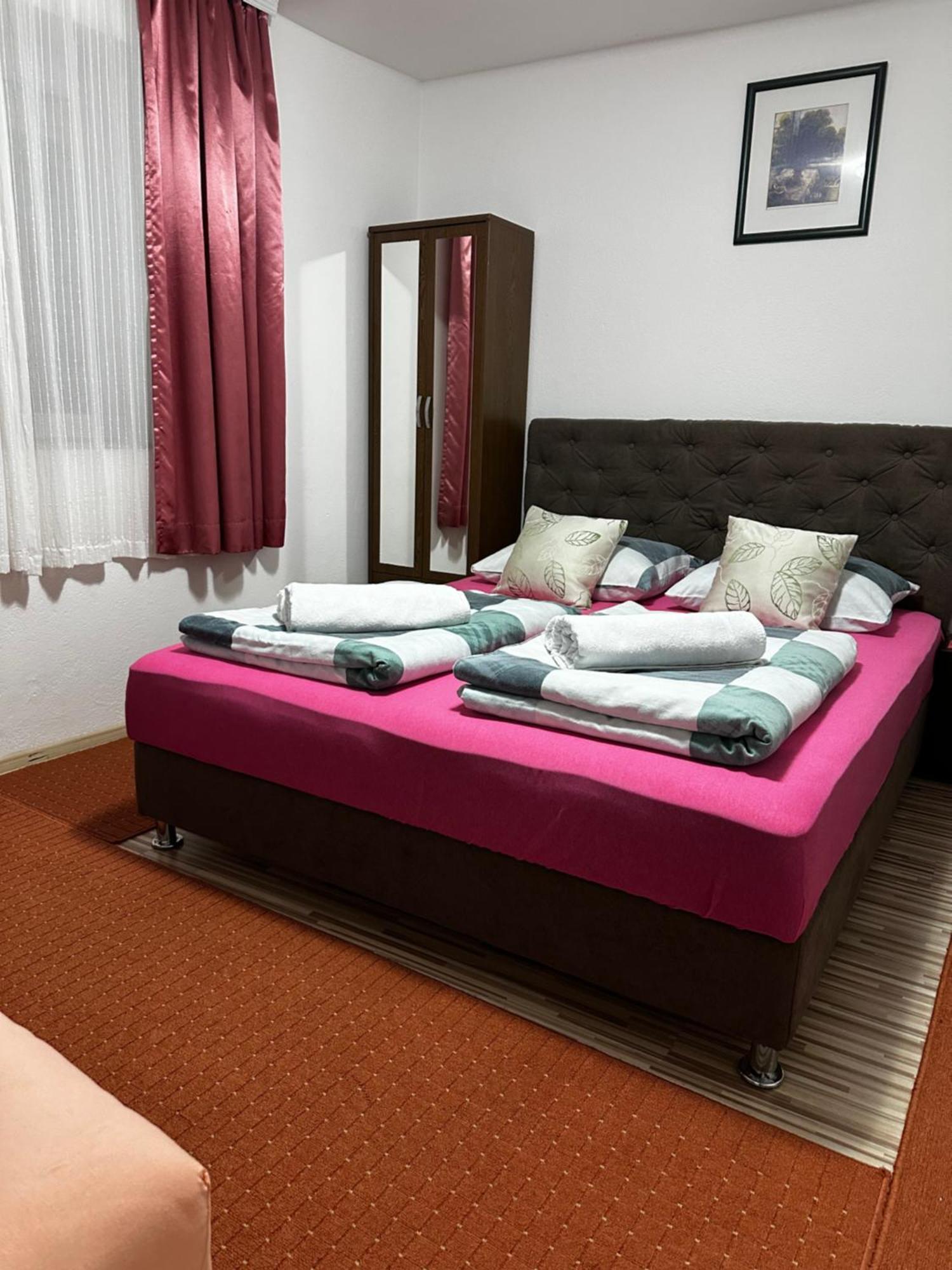 Guest House Nana Mostar Exteriér fotografie